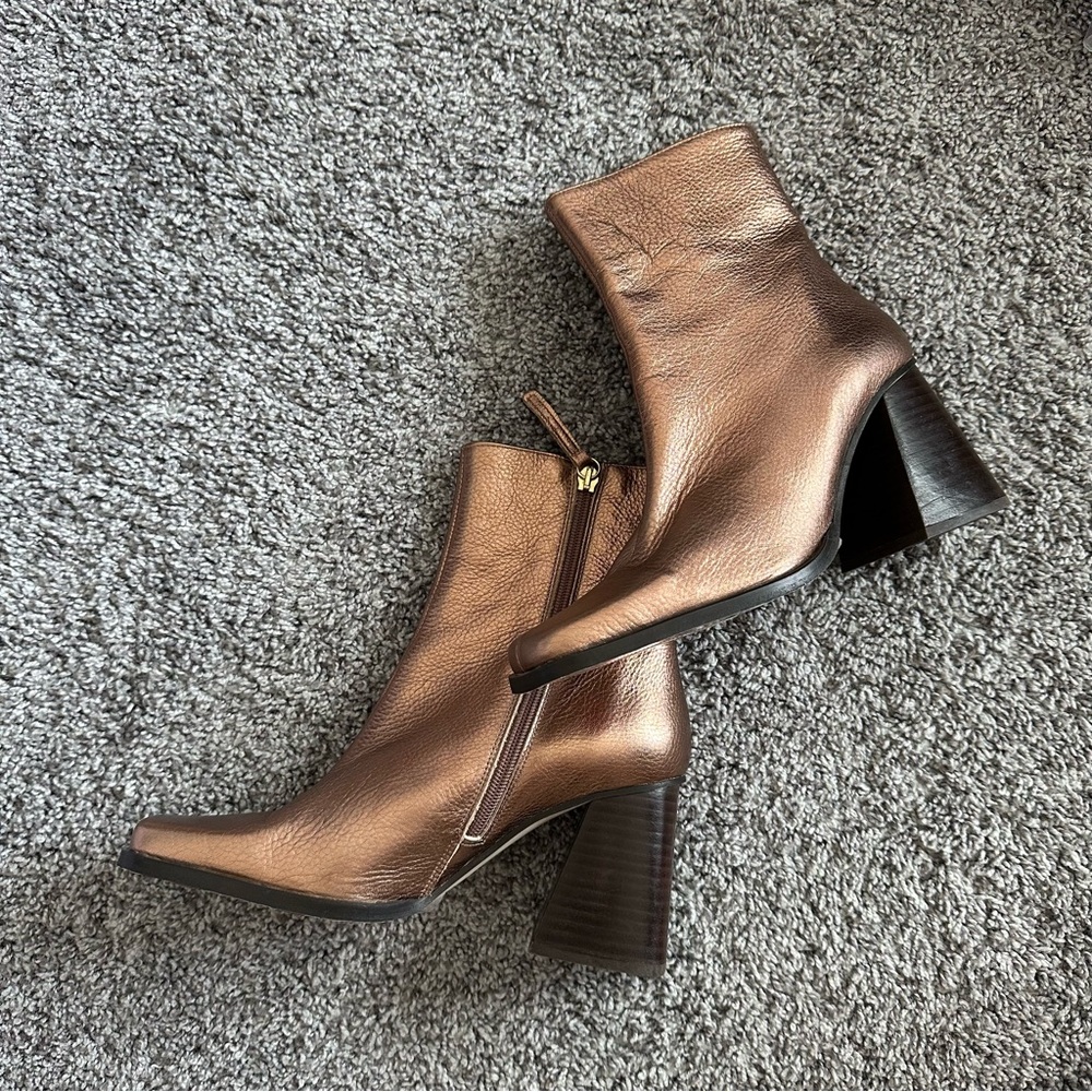 Alohas Women's South Shimmer Quartz Rose Gold Leather Booties Heeled Boots NWT